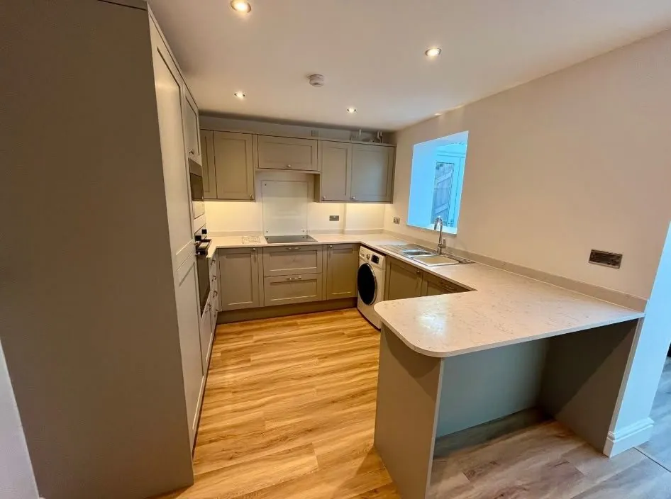 Grey shaker kitchen quartz worktops 06 – kitchen fitting by JCK Carpentry & Building, Exeter