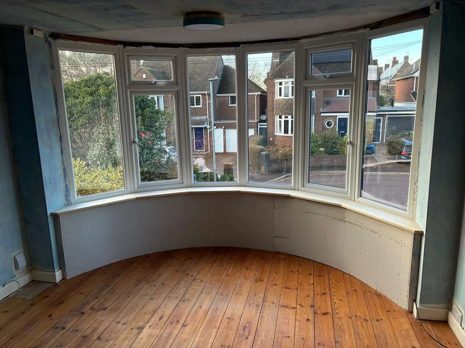 Bay window seat panelling finished 08 – carpentry by JCK Carpentry & Building, Exeter